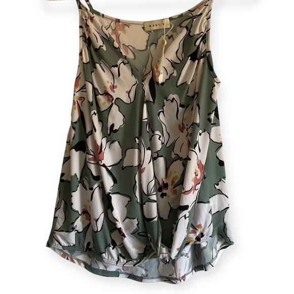 NWT WEST K Floral Knit Cami Wrap Front top in Green Floral - Women's size Medium - Picture 6 of 8
